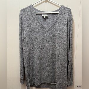 Size L, lucky, grey sweater. Good used condition.Smoke free, pet friendly home